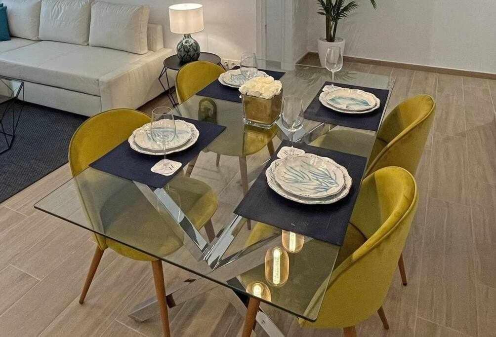 Xxii Apartamentos Morales&Arnal 埃斯特波纳 外观 照片